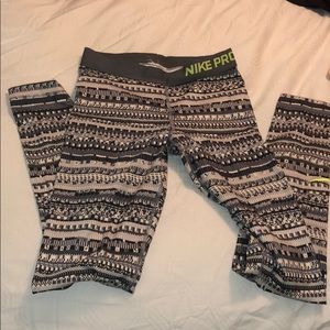 Nike leggings
